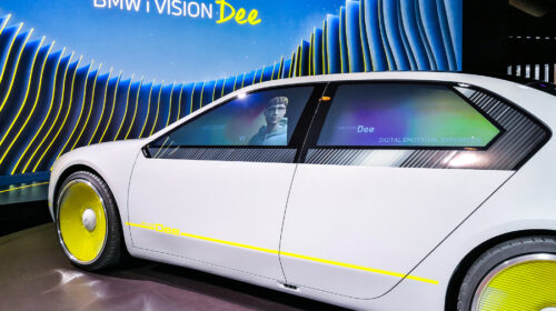 Appotronics shows of BMW concept car
