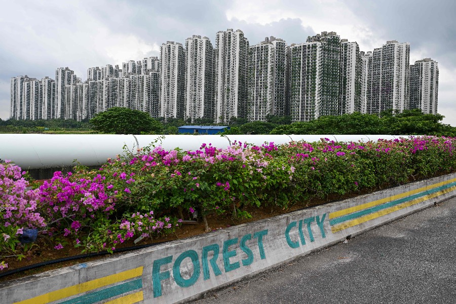 Country Garden is peeling off its overseas projects