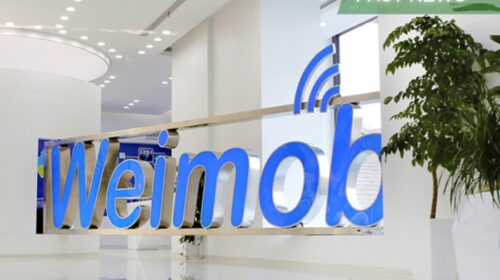 E-commerce services provider Weimob announced on Wednesday that it agreed to acquire an additional 24.4% of Shanghai Banfan Information Technology, with a transaction value of 31 million yuan, boosting its stake to 53.5%.