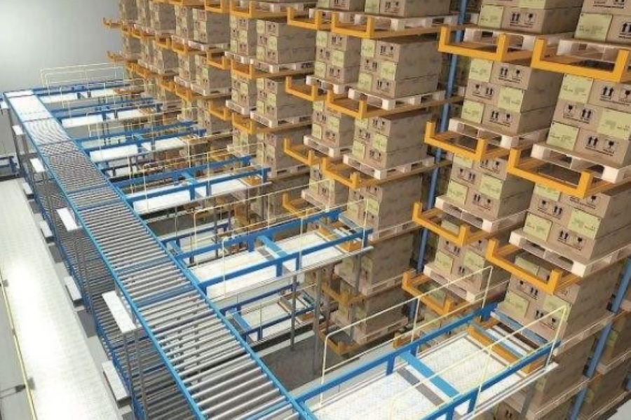 This B2B drug distributor posted higher annual revenues and swung to an adjusted profit, but disappointed investors still sent the firm’s stock down 9% on the day after the earnings.