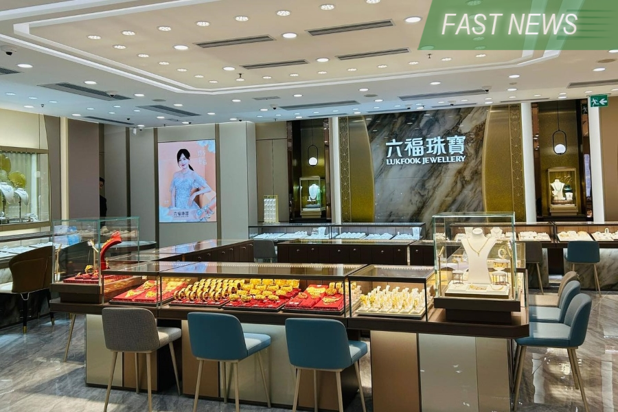 Luk Fook is mainly engaged in the design and sale of gold and platinum jewelry. It was established in 1991 and went public in 1997.