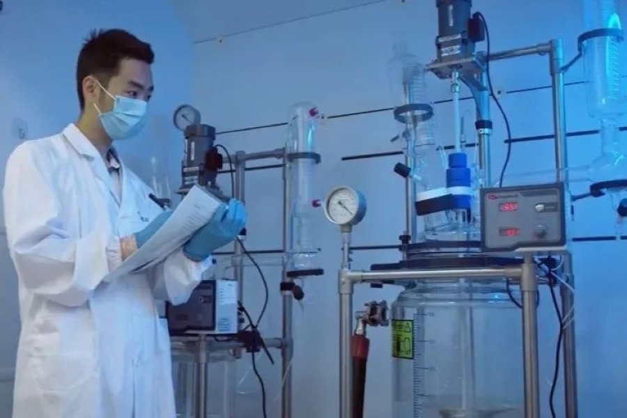 The newly floated biotech can boast big-name backers and counts more than a dozen biopharma heavyweights among its customers, but it is still awash with red ink.