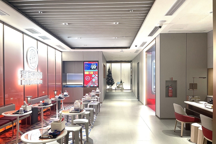 June Yang, who is credited with steering Haidilao into profit after the pandemic, has moved to the CEO post at the hotpot chain’s international arm, Super Hi, two months after its U.S. IPO.