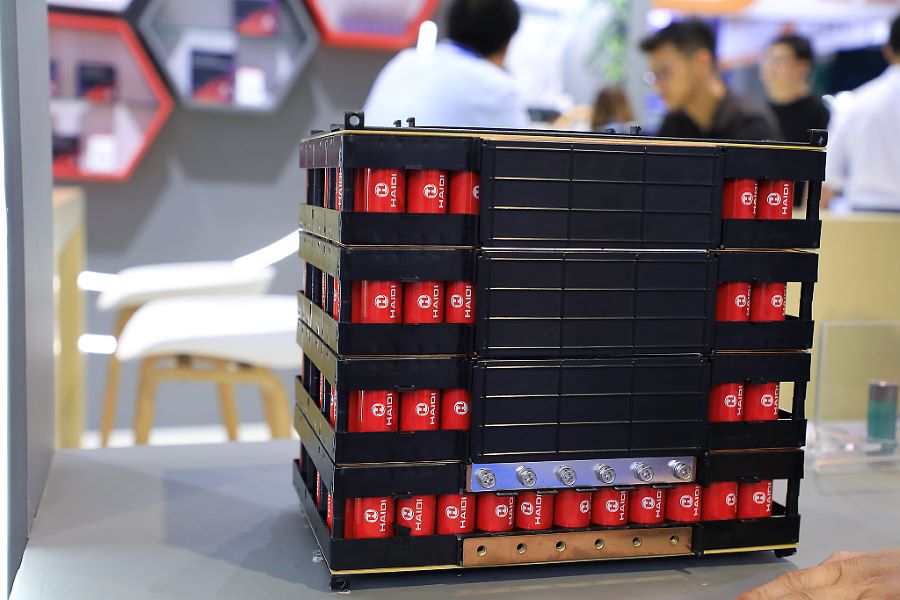 eLong shrouded in financial mystery as IPO nears completion