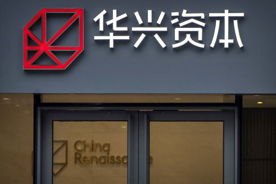 China Renaissance resumes trading