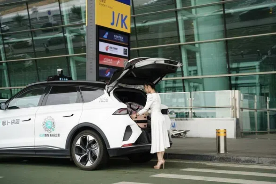 Baidu to take robotaxi program global