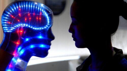 The provider of digital diagnostics and therapies has linked up with Chinese hospitals to detect conditions such as Alzheimer’s and brain trauma, but the business has yet to turn a profit.
