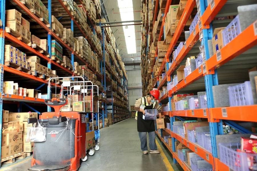 Vipshop engages in e-commerce