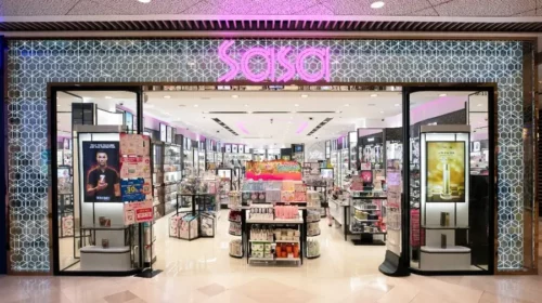 Sa Saa sells cosmetics