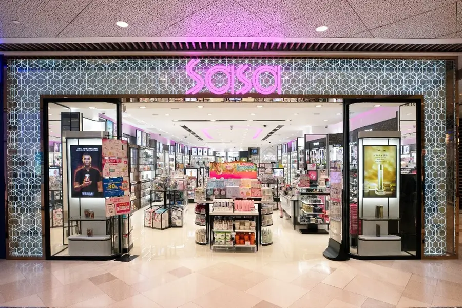 Sa Saa sells cosmetics